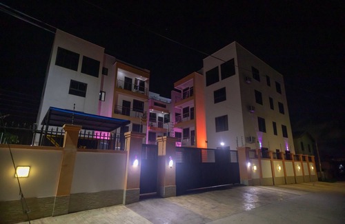 Accra Apartment | Executive Large Room With Ensuite