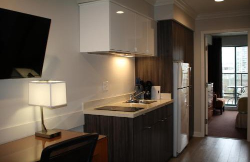 Burnaby Hotel | Executive Suites Hotel & Conference Center, Metro Vancouver