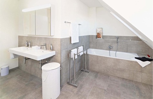 Eschenz Apartment | Exklusive 5,5 Zimmer Wohnung für Familien und Business