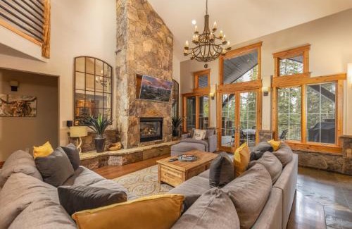 Peak 8 House | Expansive elegance at base of Peak 8, 6 en-suites, 9 fireplaces, game tables, hot tub!