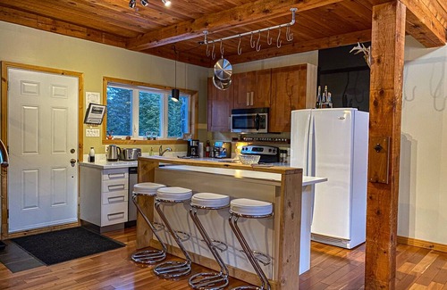 Chertsey Ski Chalet | Experience a stay surrounded by nature in a most peaceful environment