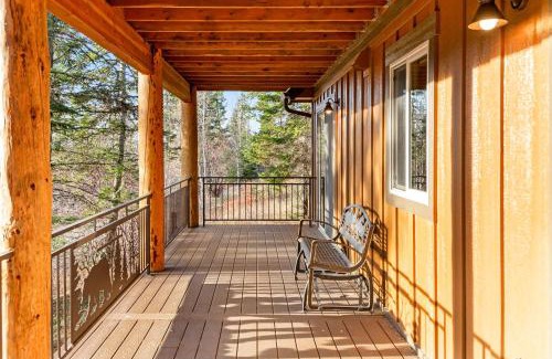 Bigfork House | Experience Montana Cabins - Lake View Luxury Cabin #7