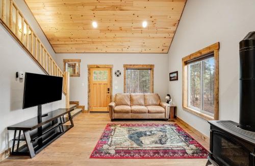 Bigfork House | Experience Montana Cabins - Big Sky Cabin #1