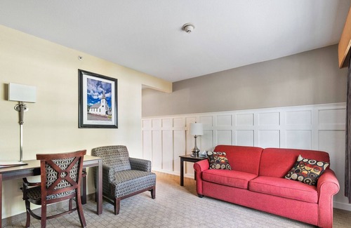 Kelleys Island House | Experience the beauty of Kelleys Island from the Glacier Suite 117