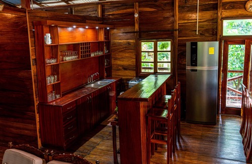 Entrada Cabin | Experiencia Vida de Campo La Cabaña de la Montaña