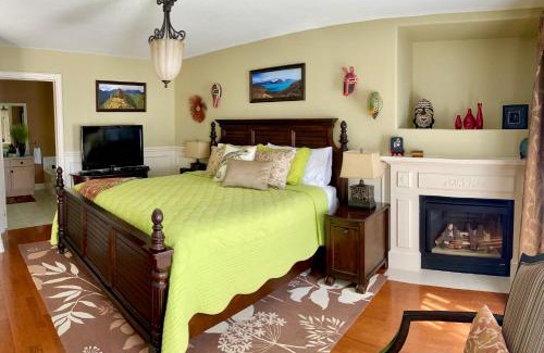Historic Old Town Bed & Breakfast | Explorer House Bed & Breakfast