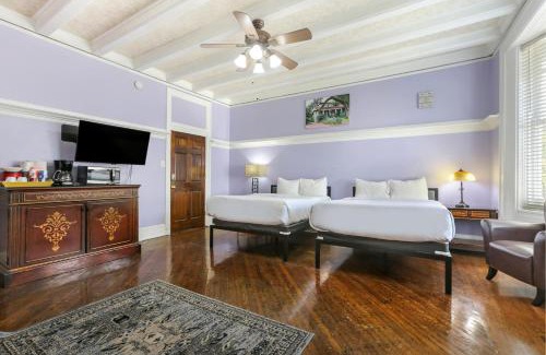 Mid-City Apartment | Express Rooms Close to City Amenities