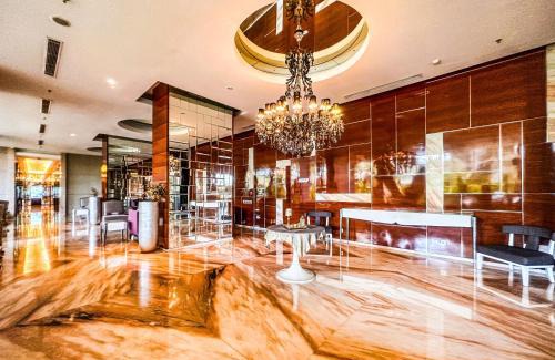 Surabaya Apartment | Exquisite 3BR Surabaya Apartment at Via Tower Ciputra World by Le Ciel Hospitality