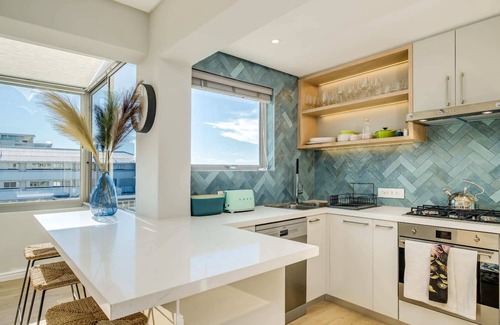 Mouille Point Apartment | Exquisite Apartment in Mouille Point near Golf Course (Serenity)