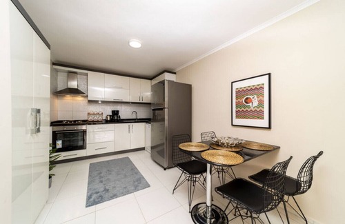 Kaleici Apartment | Exquisite Flat with Sea View Near Hadrian Gate