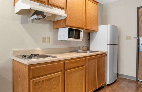 Kalamazoo Hotel | Extended Stay America Select Suites - Kalamazoo - West