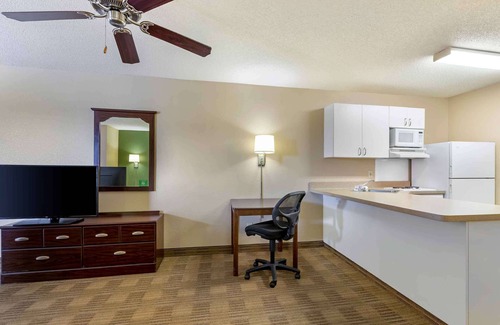 Urbandale Hotel | Extended Stay America Select Suites - Des Moines - Urbandale