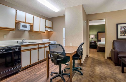 Mishawaka Hotel | Extended Stay America Select Suites South Bend Mishawaka S