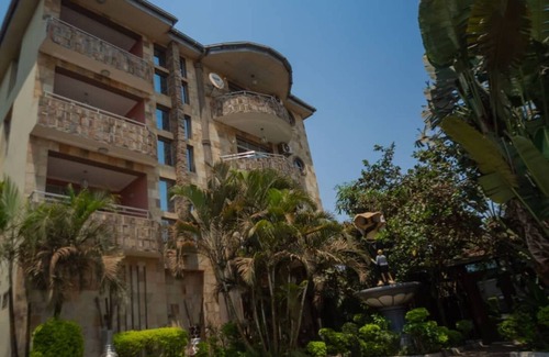 Lubumbashi House | Extra Large Room including free breakfast