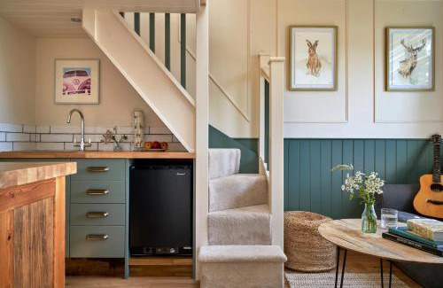 Rye House | Extraordinary Huts Ltd