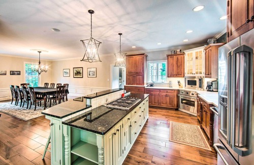 Atglen House | Extravagant Atglen Manor w/Private 60-Acre Land!