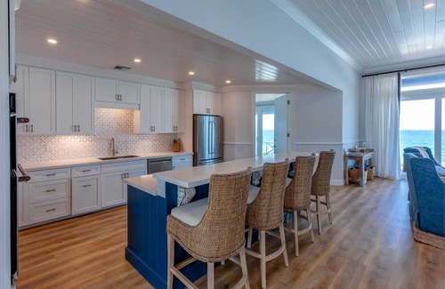 Great Guana Cay House | Extravagant Oceanfront Estate with Putting Green & Bocce Ball Court nStarlink