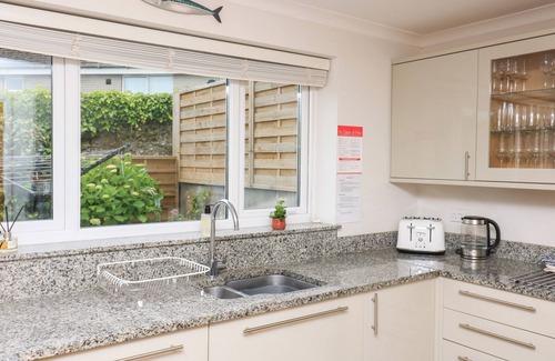 Salcombe Cottage | EYDON, pet friendly, character holiday cottage in Salcombe