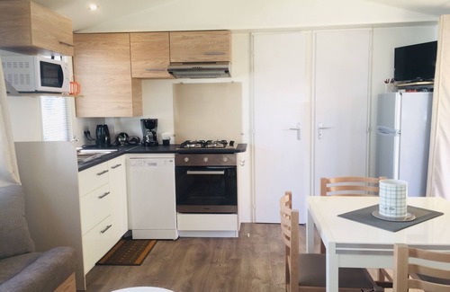 Quiberon House | "Eyes in Blue" - Mobile Home 6/8p Sea View 10 meters from the beach.