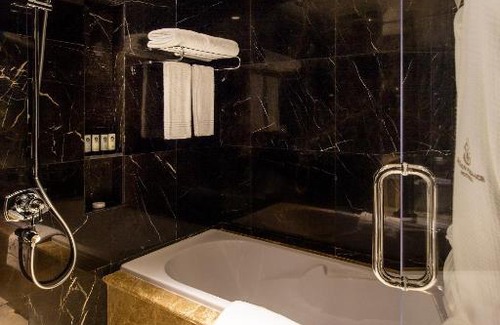 Doha Hotel | Ezdan Palace Hotel