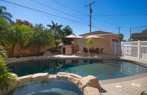Southeast Anaheim House | F-13 California Dreamin