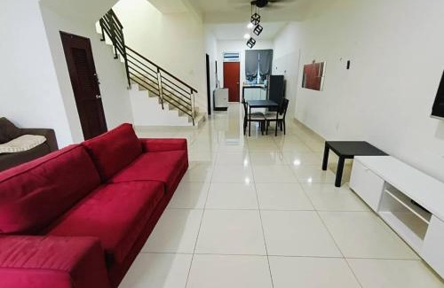 Taman Bukit Dahlia House | F.A Guesthouse Pasir Gudang