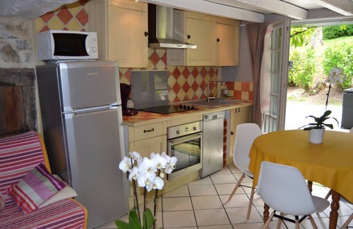 Urrugne Apartment | F3 with terrace/garden 4km beaches between St jean de luz/Hendaye