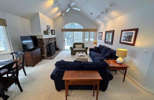 Bretton Woods House | F43 Bretton Woods single level home on golf course, perfect to ski, stay, relax, play!