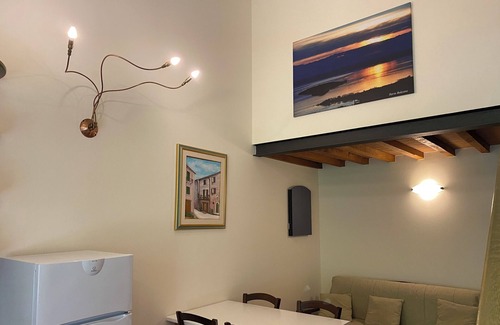 Paciano Apartment | Fab Private apartment on the Lake
