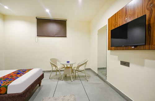Faridabad Hotel | Fabhotel Bleu Ville