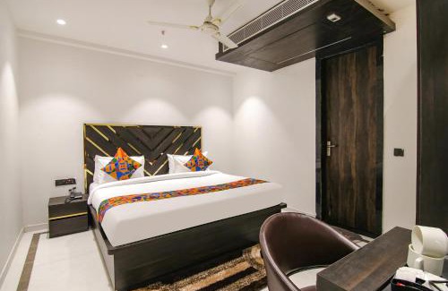 Anand Vihar Hotel | FabHotel Greysky