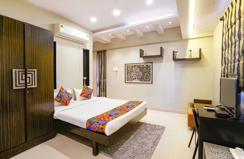 Bandra East Hotel | FabHotel Mumbai Corporate Apartments Bandra