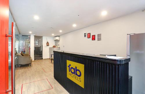 Pitampura Hotel | FabHotel Roseman - Pitampura