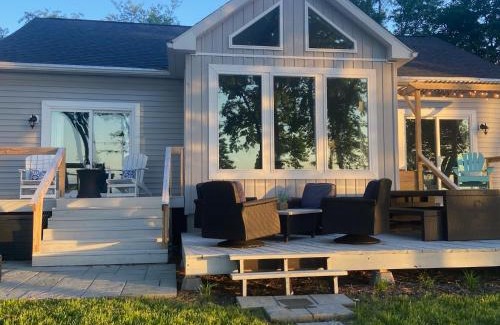 Crocheron House | Fabulous Beach House on Elliott Island -beautiful sandy beach, tranquil 6 acres