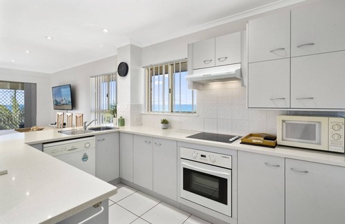 Moreton Bay Region Apartment | Fabulous Ocean Views