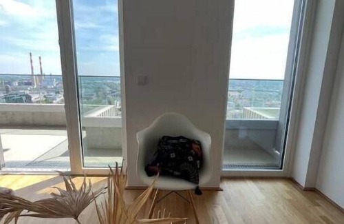 Erdberg Apartment | Fabulous skyline view in the iconic city of Vienna!