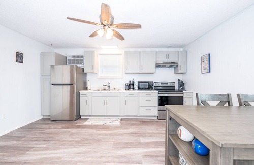 Cedar Lane House | Fabulous Views, Updated, Minutes to ICW & Beach