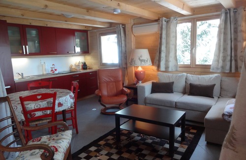 Saint-Gervais-les-Bains Apartment | Facing Mont Blanc 1450m. Apart. 2pers + child