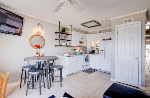 Carolina Beach Condo | Facing the Beach/Boardwalk Top Floor Views!