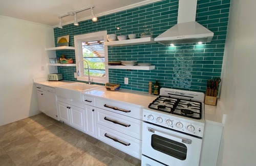Farmer's Hill House | Fair Winds: Tropical Beach House, Stunning Ocean Views, Steps to the Beach!