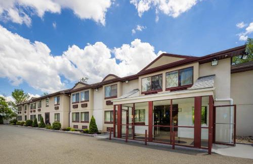 Nyack Hotel | FairBridge Inn Express Nyack