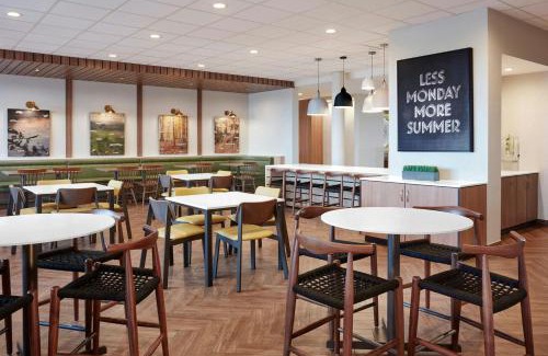 Eden Hotel | Fairfield by Marriott Inn & Suites Savannah Pooler