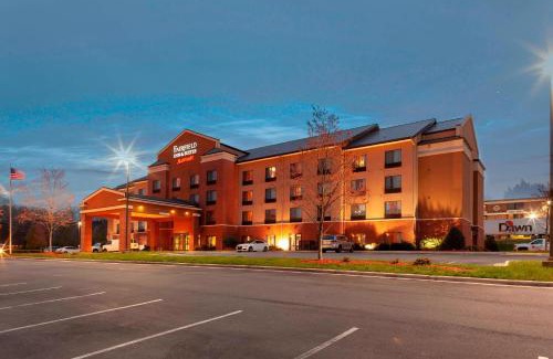 East Forest Hotel | Fairfield Inn & Suites by Marriott Matthews Charlotte