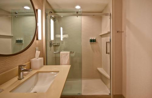 Glendale Hotel | Fairfield Inn & Suites by Marriott Milwaukee North
