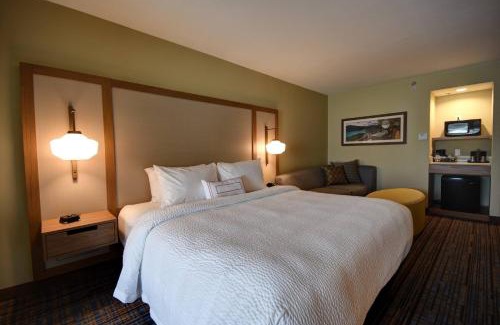 Glendale Hotel | Fairfield Inn & Suites by Marriott Milwaukee North
