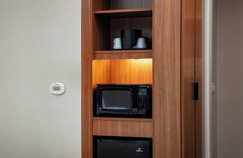 Quentin Hotel | Fairfield Inn & Suites by Marriott Lebanon near Expo Center
