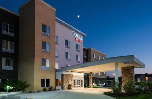 Saint Marys Allen County Hotel | Fairfield Inn & Suites by Marriott Fort Wayne Southwest