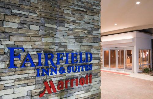 Saint Marys Allen County Hotel | Fairfield Inn & Suites by Marriott Fort Wayne Southwest