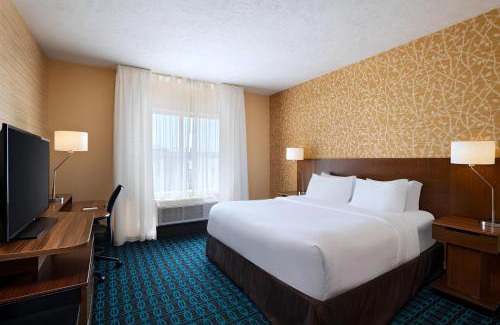 Highlands Hotel | Fairfield Inn & Suites by Marriott Lincoln Airport