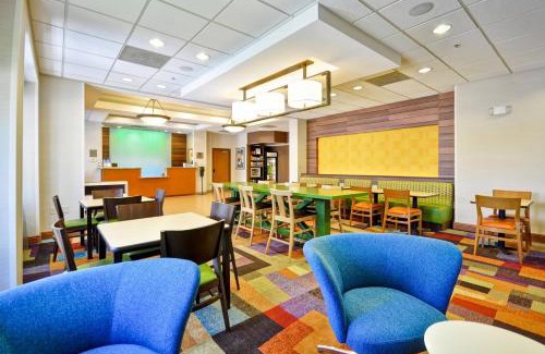 Cumberland Hotel | Fairfield Inn & Suites by Marriott Atlanta Vinings/Galleria